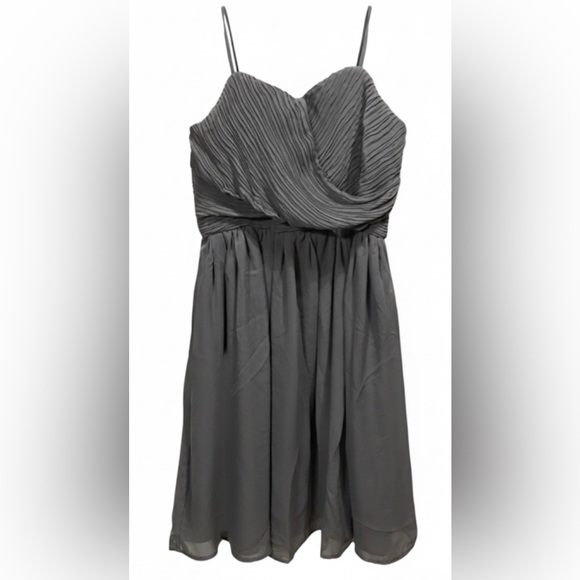 💜🤍 Tevolio Deep Purple Dress 🤍💜 - Picture 10 of 10